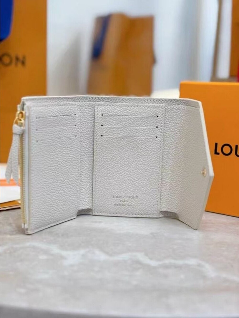Louis Vuitton Pastel Monogram White Envelope Wallet - Picture 4 of 8
